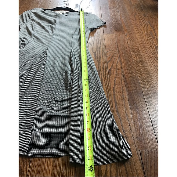 Monteau swing dress - Picture 3 of 6